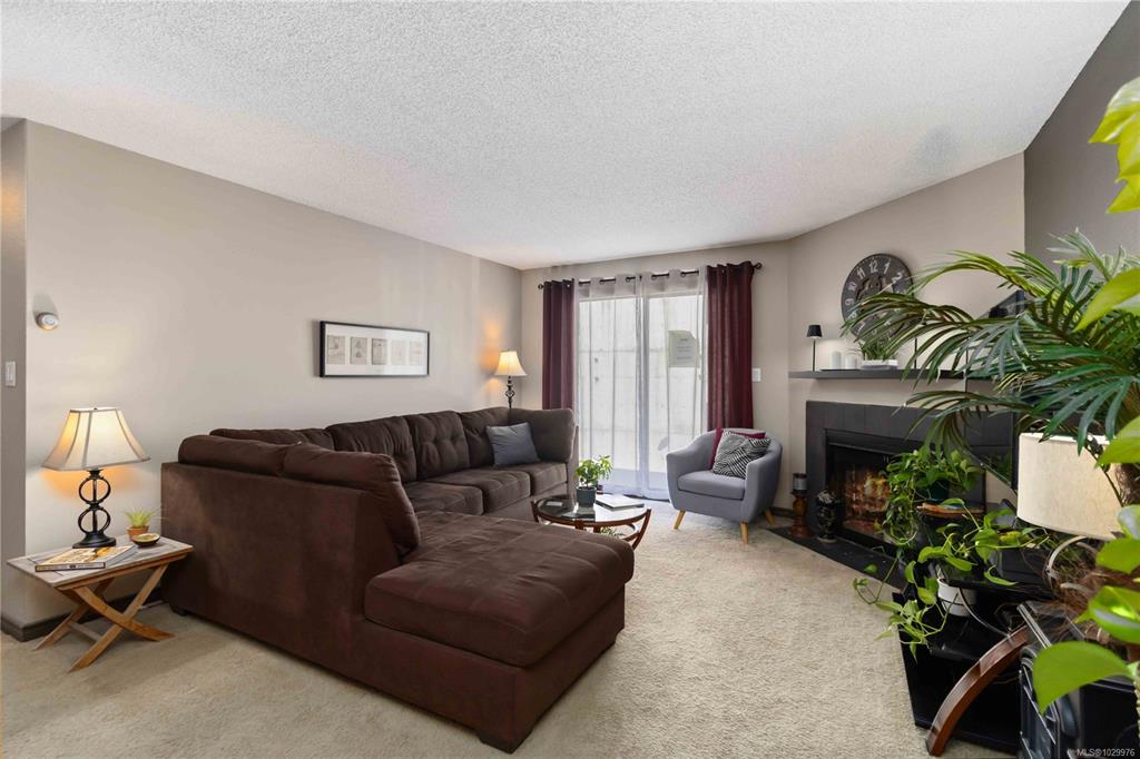 Second View of 3255 Glasgow Ave, Saanich, BC, V8X 4S4