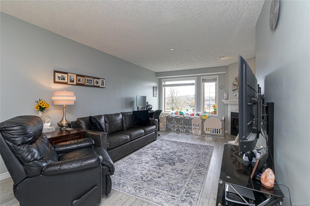 Fifth View of 3700 Carey Rd, Saanich, BC, V8Z 4C2