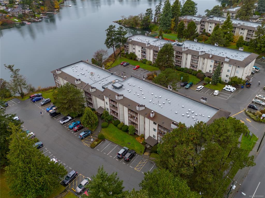 69 Gorge Rd W, 1030060, BC,