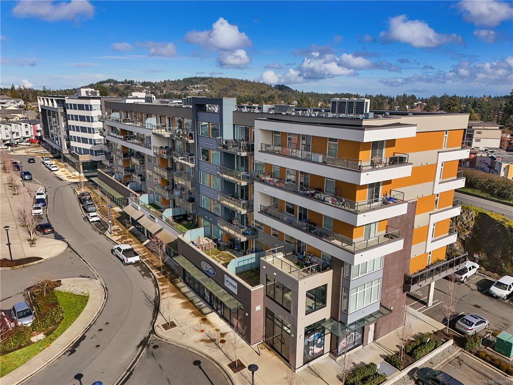 967 Whirlaway Cres, 1030061, BC,