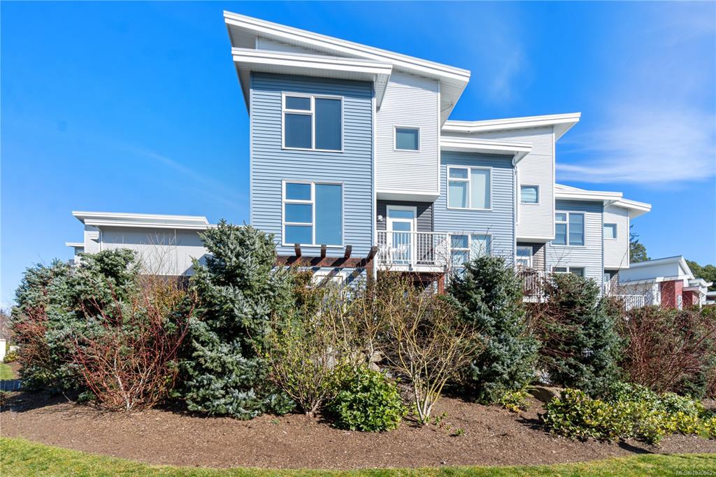 1800 Summerhill Pl, 1030062, BC,