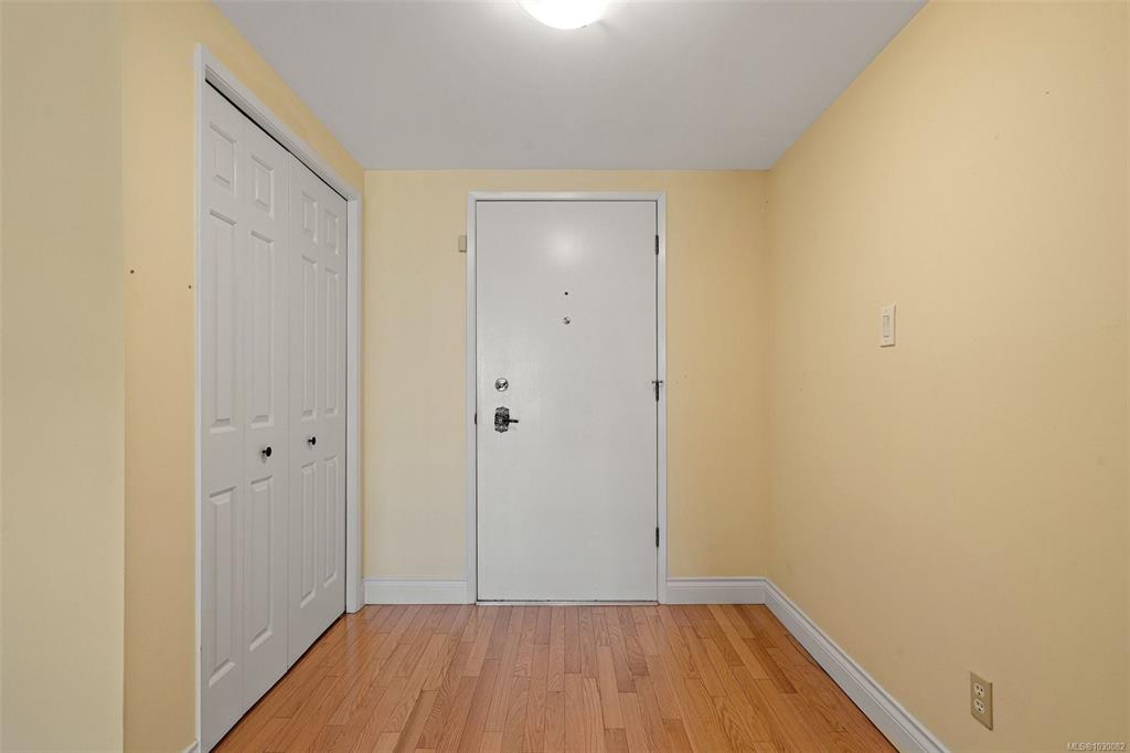 Fifth View of 1280 Newport Ave, Oak Bay, BC, V8S 5E7