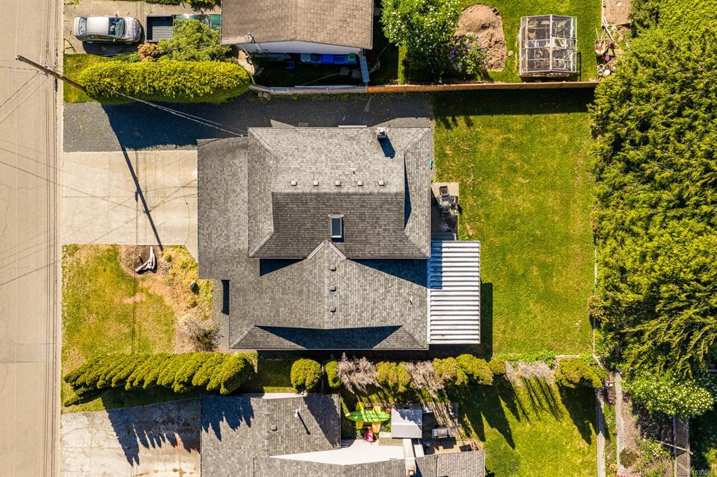 Second View of 1732 Penfield Rd, Campbell River, BC, V9W 7R4