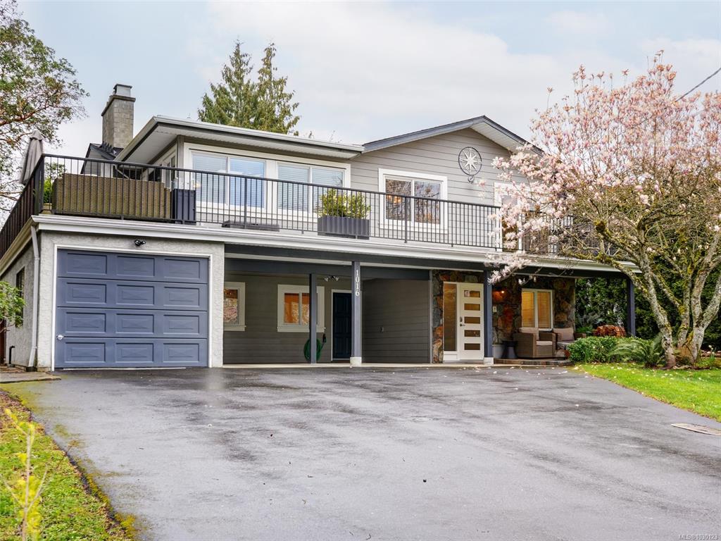 Second View of 1016 Clarke Rd, Central Saanich, BC, V8M 1C7