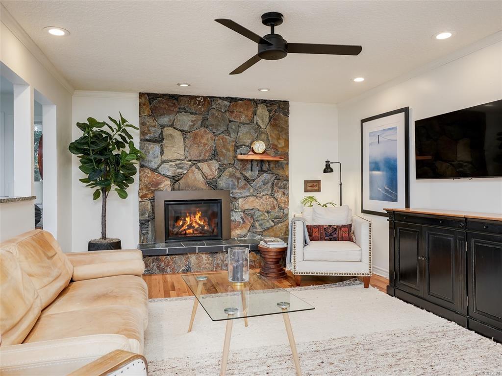 Fifth View of 1016 Clarke Rd, Central Saanich, BC, V8M 1C7