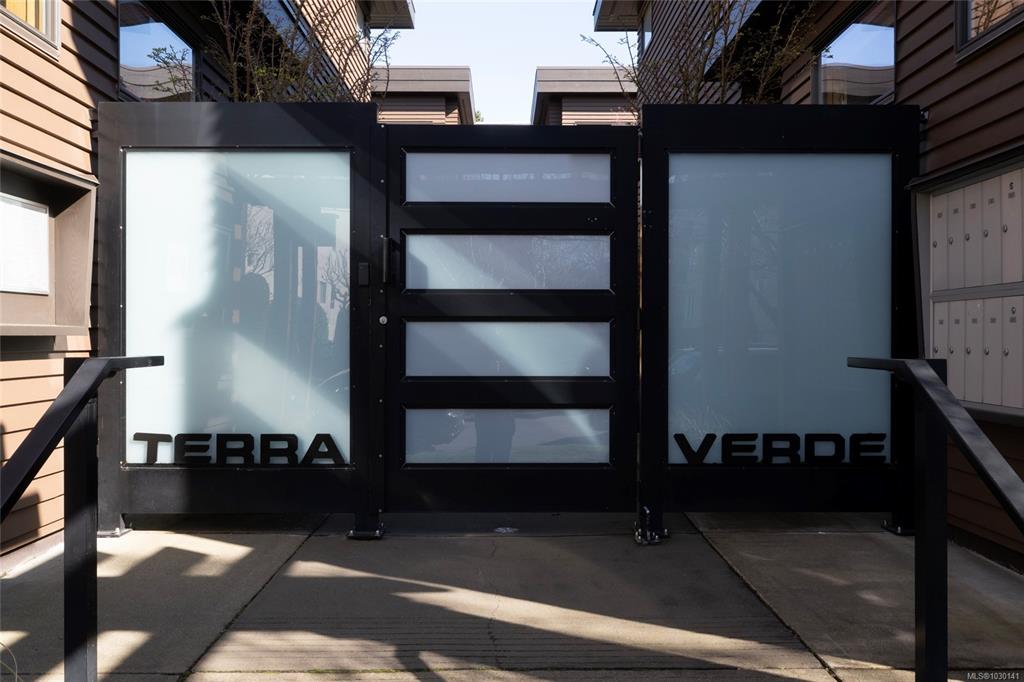 Fourth View of 1020 Richardson St, Terra Verde, Victoria, BC, V8V 3C5