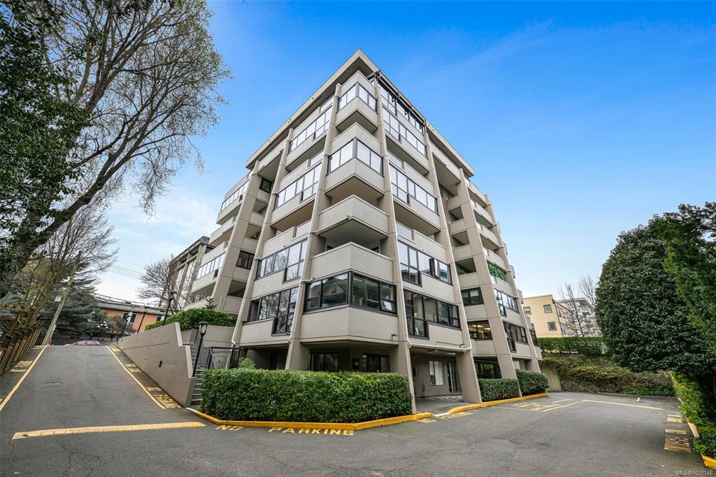 Second View of 819 Burdett Ave, Victoria, BC, V8W 1B3