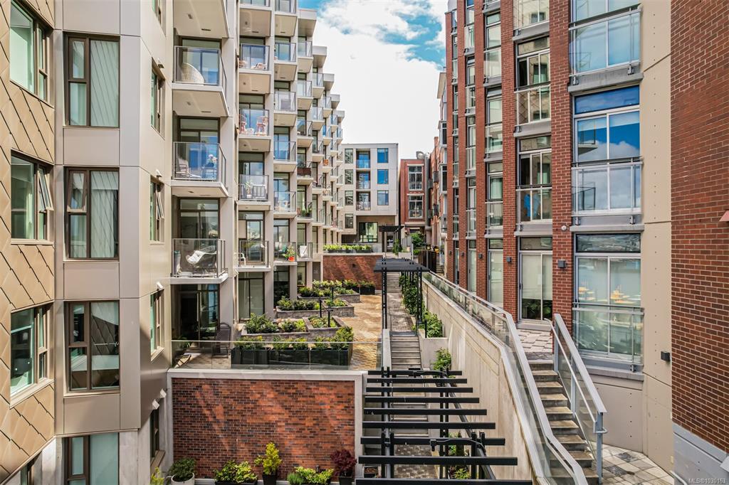 1628 Store St, 1030163, BC,