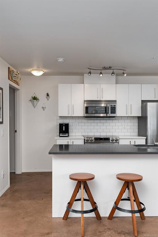 Fourth View of 932 Johnson St, The Urban, Victoria, BC, V8V 3N4