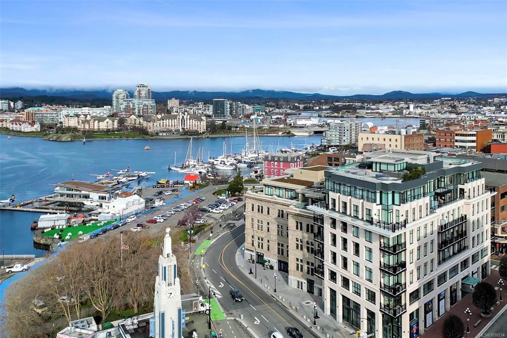 888 Government St, 1030214, BC,