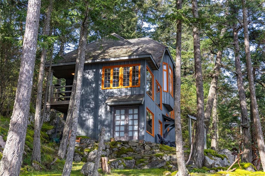 4328 Clam Bay Rd, 1030216, BC,