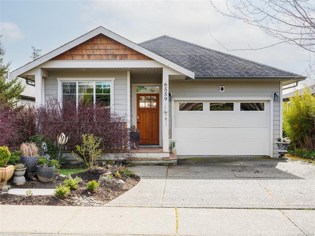 Third View of 6559 Arranwood Dr, Sooke, BC, V9Z 0W4