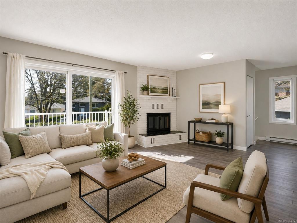 Fourth View of 1040 Chesterfield Rd, Saanich, BC, V8Z 2T8