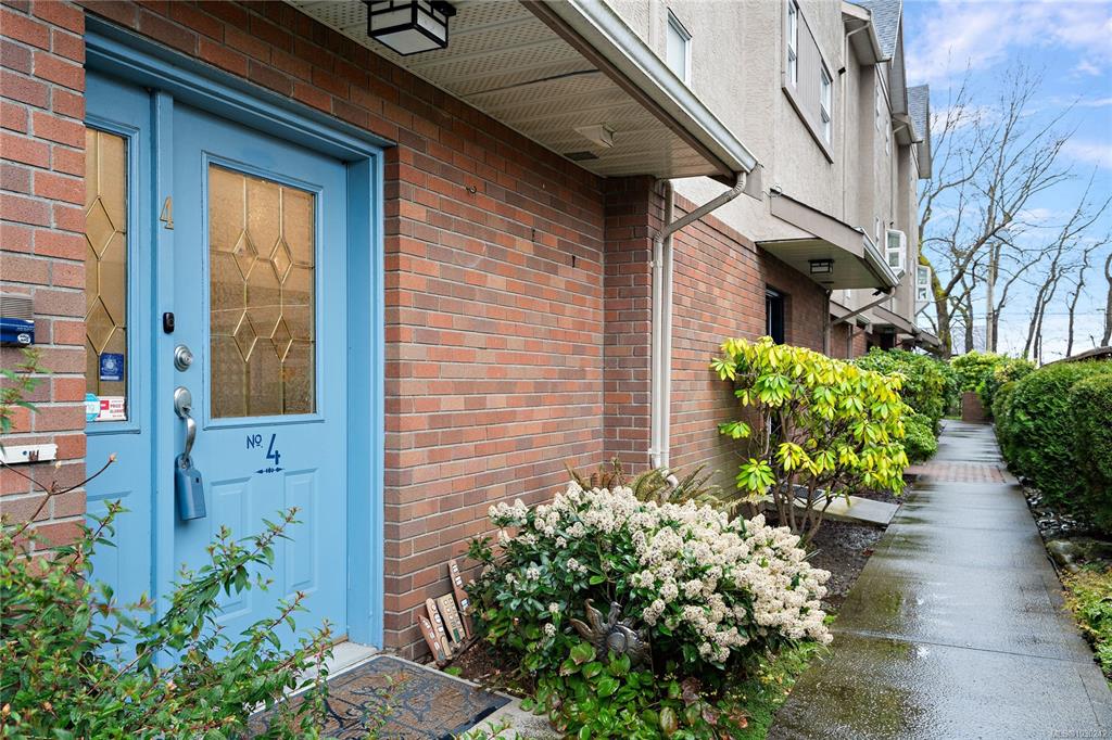Second View of 108 Dallas Rd, SeaBreak Mews, Victoria, BC, V8V 1A3