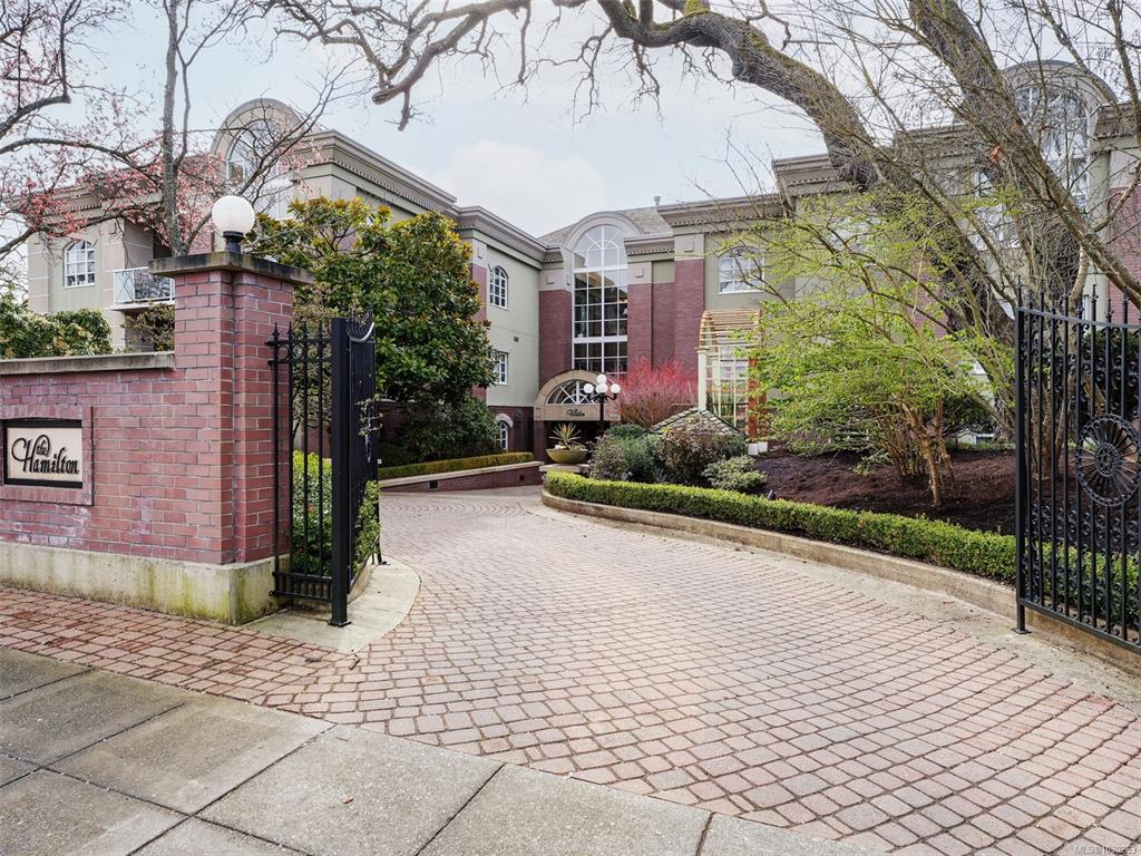 2277 Oak Bay Ave, 1030263, BC,