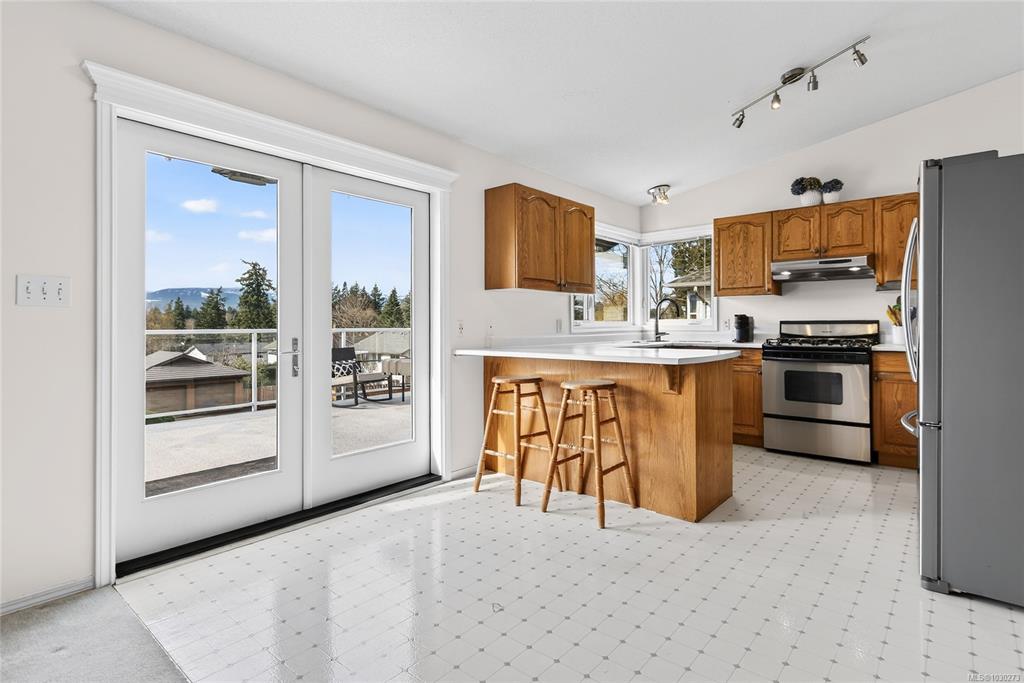 Fifth View of 132 Stafford Ave, Courtenay, BC, V9N 6Z3