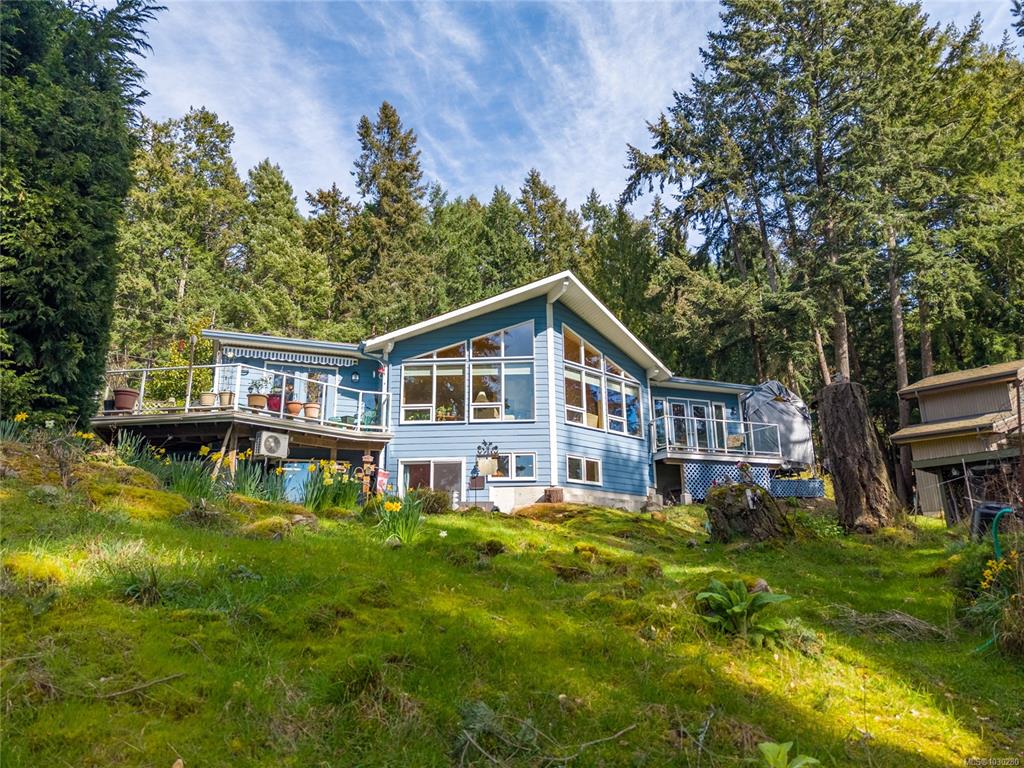 Third View of 2635 Shoal Rd, Pender Island, BC, V0N 2M2