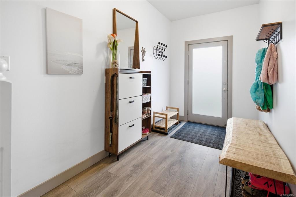 Fourth View of 687 Strandlund Ave, Sunterra, Langford, BC, V9B 3G2
