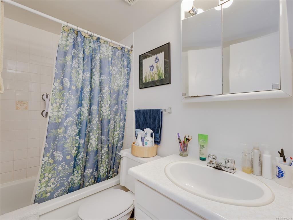 Fifth View of 964 Heywood Ave, Villa Royale, Victoria, BC, V8V 2Y5