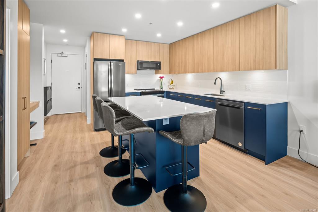 920 Reunion Ave, 1030316, BC,