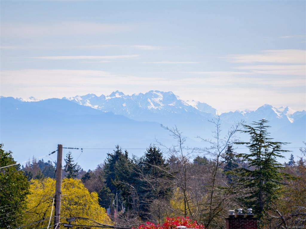 Third View of 2991 Eastdowne Rd, Oak Bay, BC, V8R 5R9