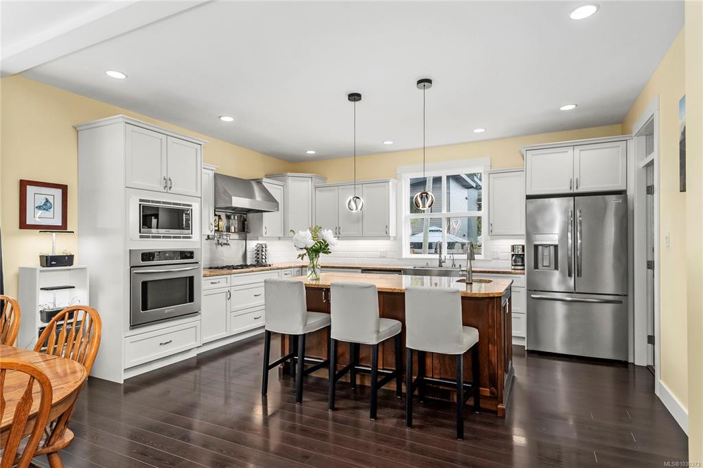 Fourth View of 288 Twillingate Rd, Campbell River, BC, V9W 1V2