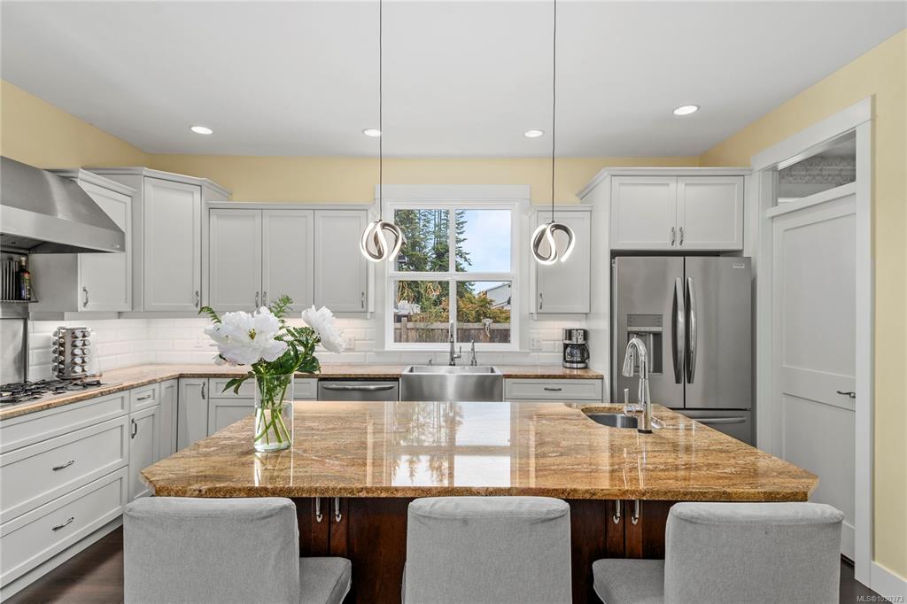 Fifth View of 288 Twillingate Rd, Campbell River, BC, V9W 1V2