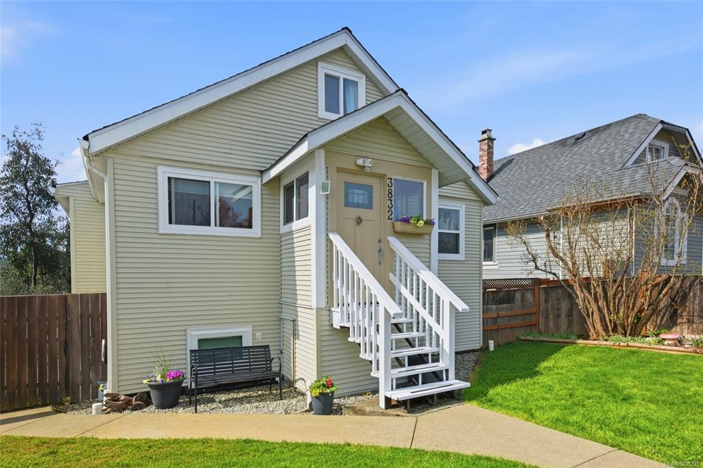 3832 7th Ave, 1030375, BC,