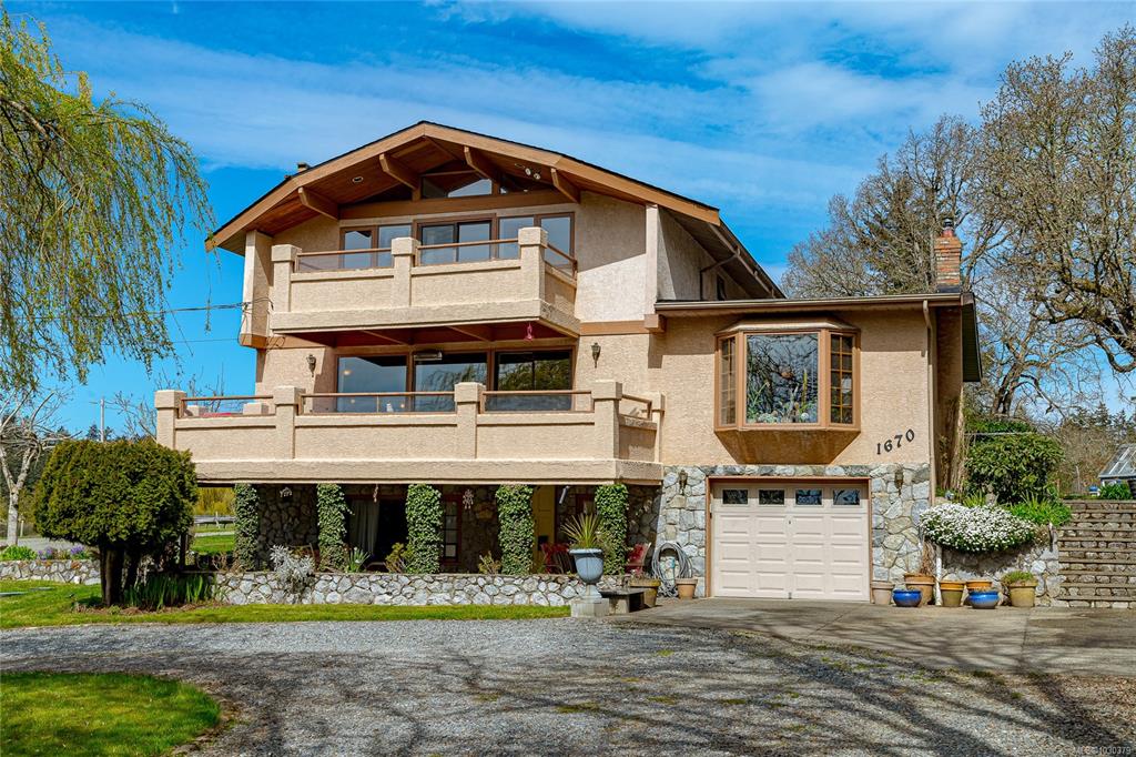 Second View of 1670 Burnside Rd W, Saanich, BC, V8X 3X3