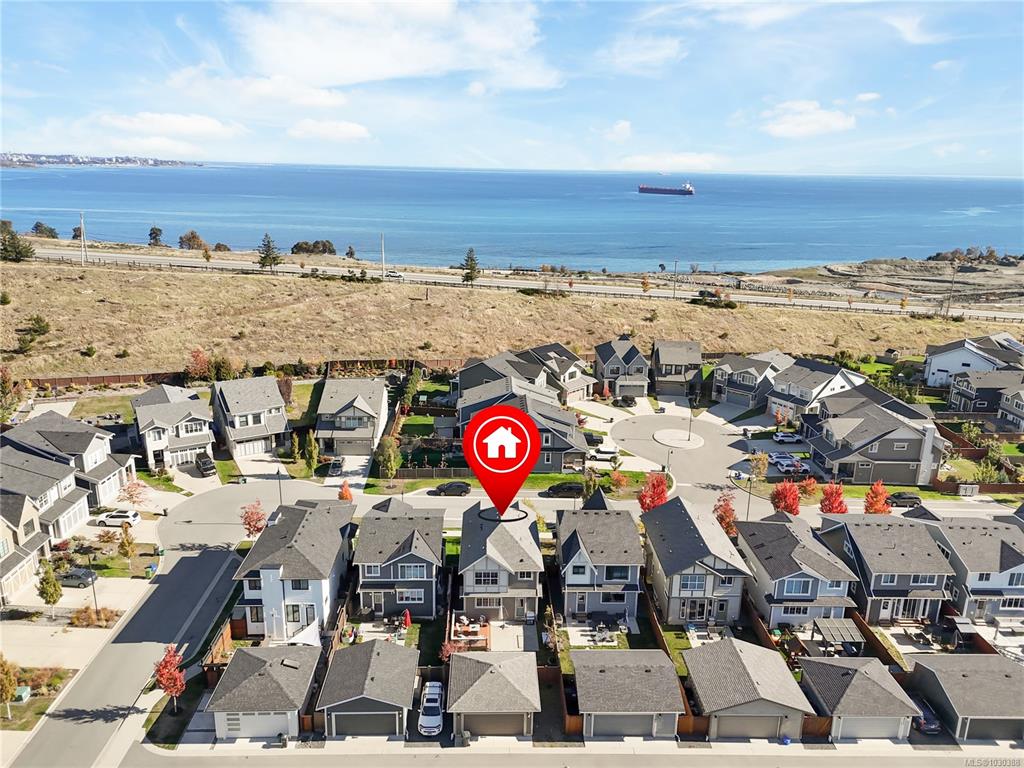 Fourth View of 3380 Curlew St, Colwood, BC, V9C 0P3
