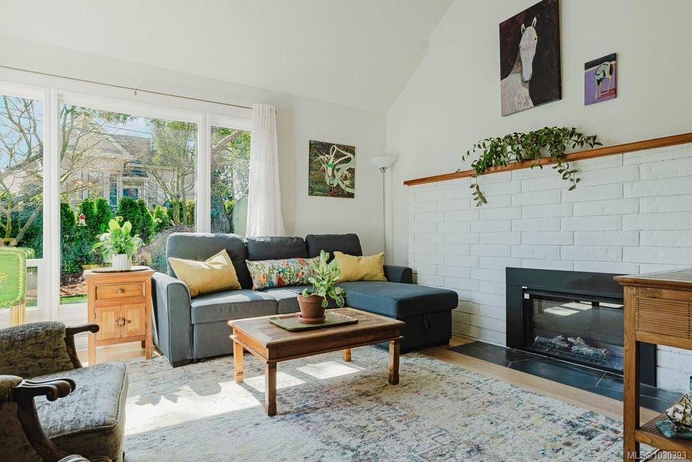 Fourth View of 1318 Vining St, SPRINGWOOD, Victoria, BC, V8R 1P6