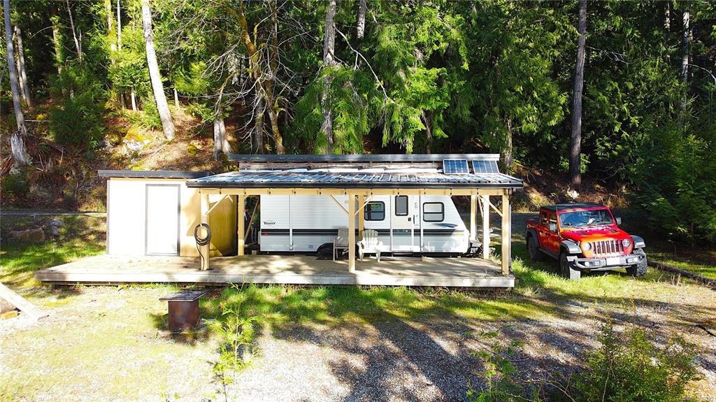 5 Headquarters Bay, 1030395, BC,