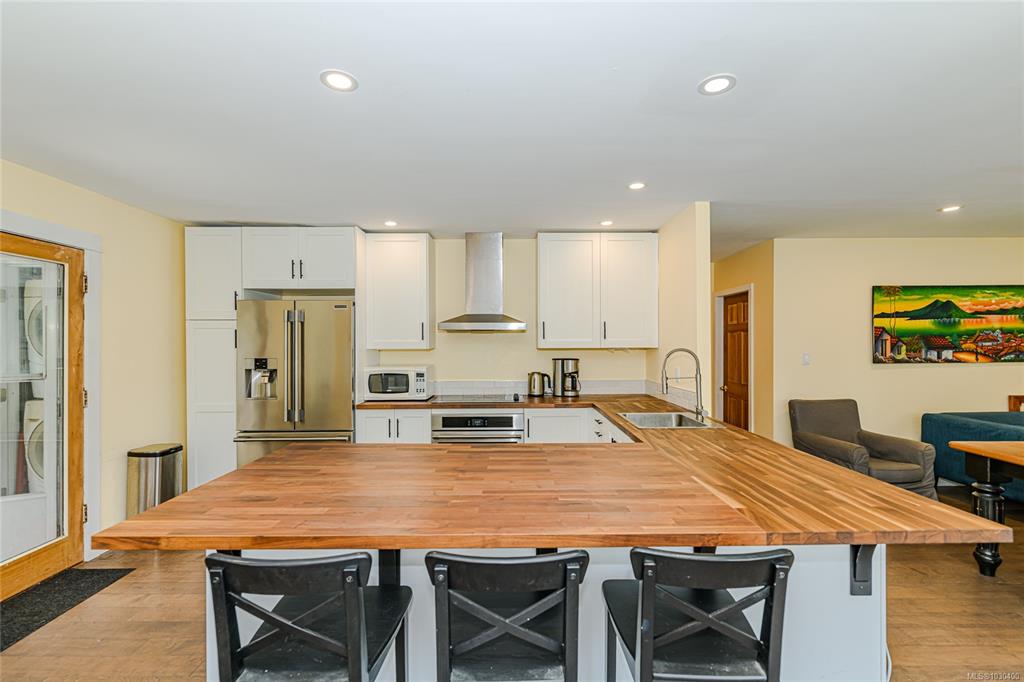 Fifth View of 821 Fulford Ganges Rd, Salt Spring, BC, V8K 2G4