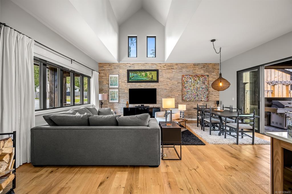 Fourth View of 4615 Thompson Clarke Dr E, Bowser, BC, V0R 1G0