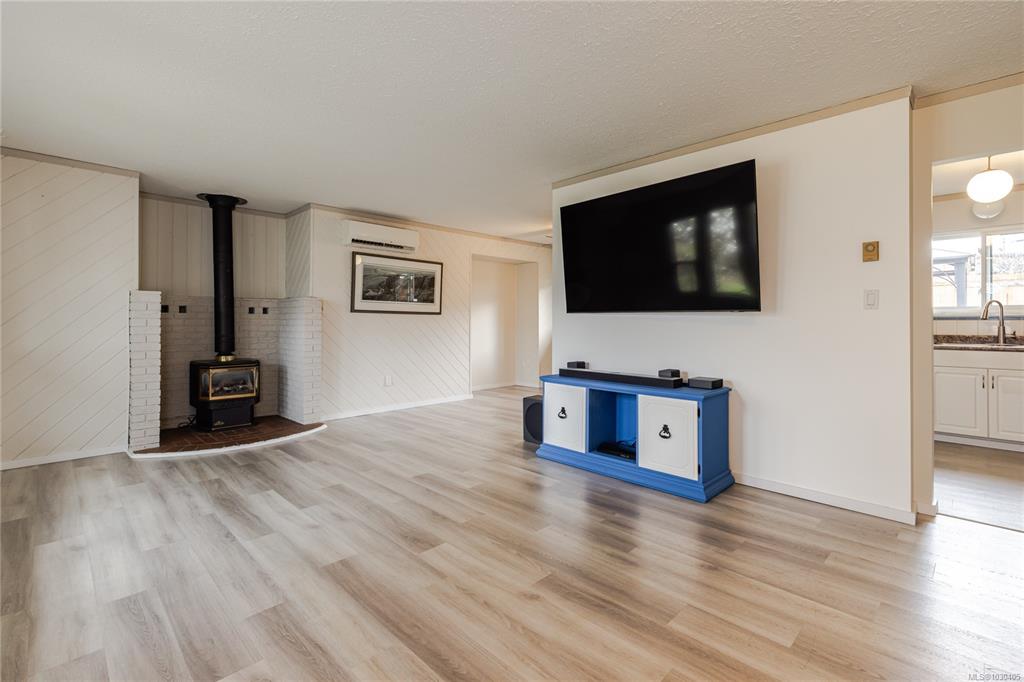 Fifth View of 2686 Camcrest Dr, Nanaimo, BC, V9R 5P9