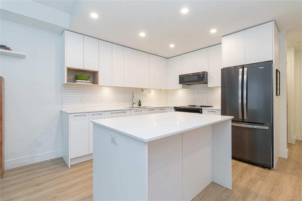 Fifth View of 940 Reunion Ave, Belmont Residences East, Langford, BC, V9B 0W6