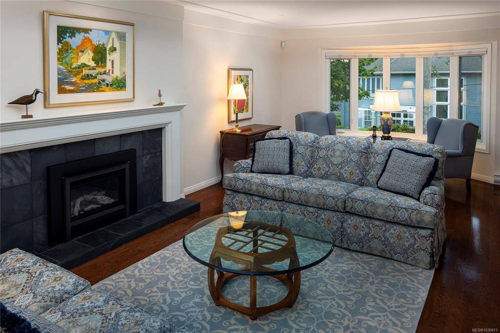 Fifth View of 546 St Charles St, Victoria, BC, V8S 3N7