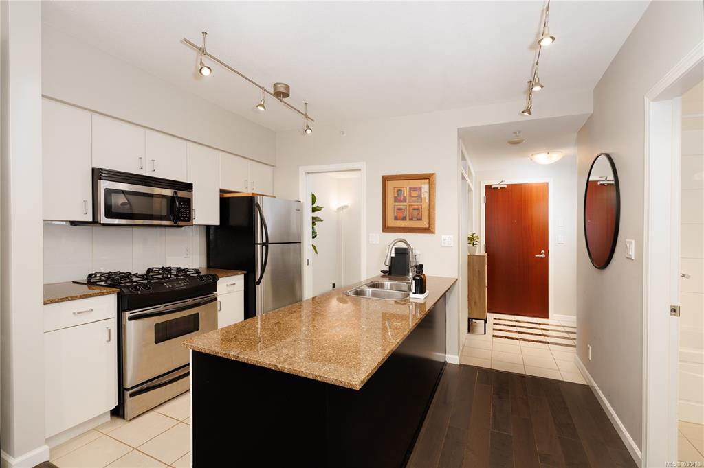 Fifth View of 160 Wilson St, Parc Residences, Victoria, BC, V9Z 3P9