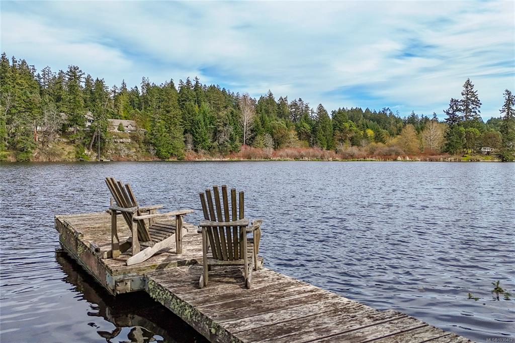 2780 Ritten Rd, 1030462, BC,