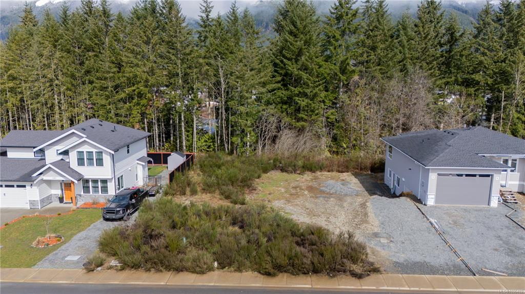 Second View of 145 Edgewood Dr, Lake Cowichan, BC, V0R 2G0