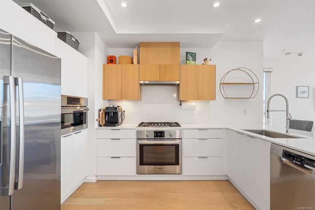 Third View of 1720 Fairfield Rd, Rhodo, Victoria, BC, V8S 1G3