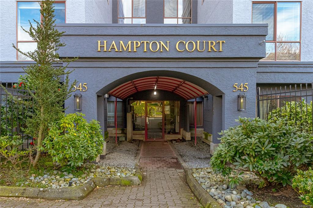 Fourth View of 545 Manchester Rd, Victoria, BC, V8T 5H6