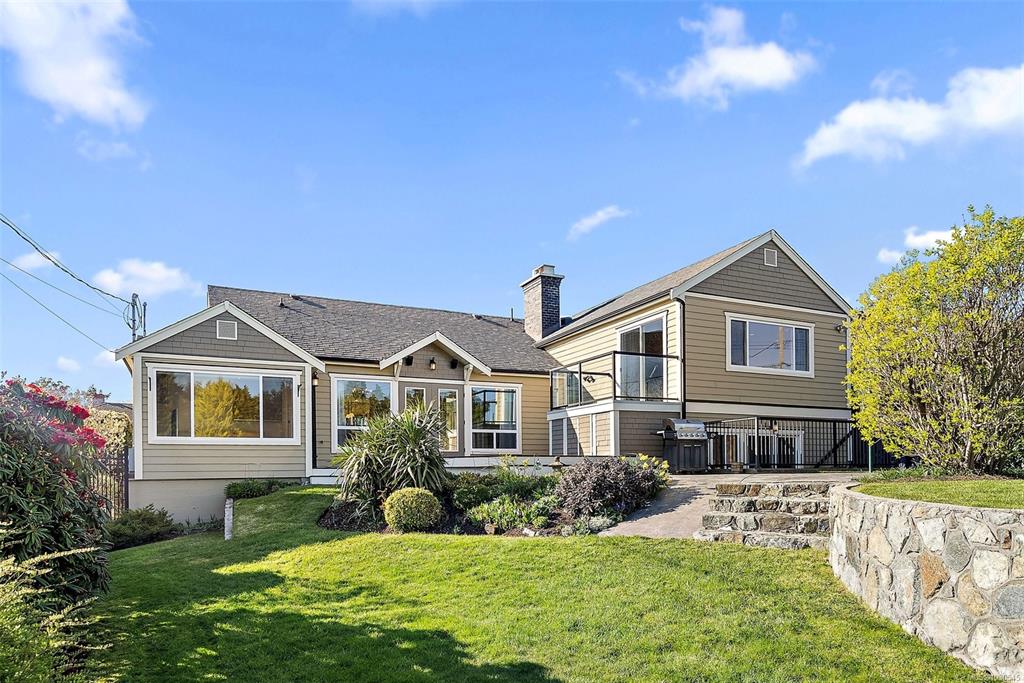 Fifth View of 3023 Westdowne Rd, Oak Bay, BC, V8R 5G3