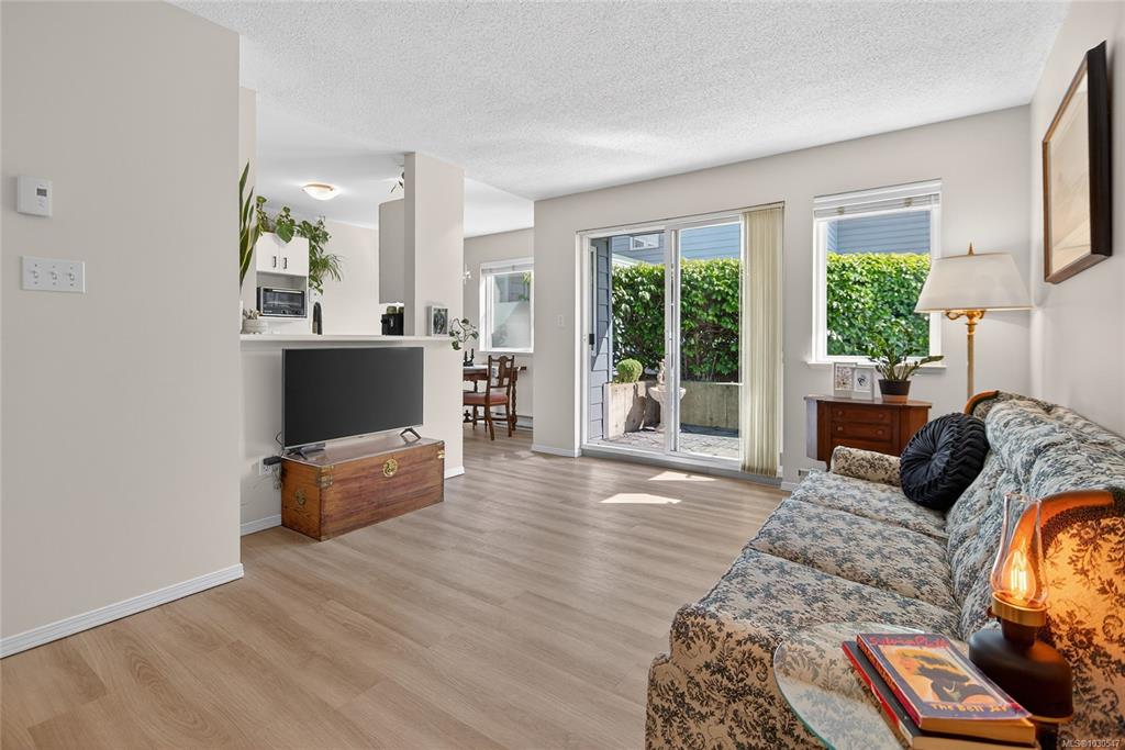 Third View of 698 Aspen Rd, Aspen Court, Comox, BC, V9M 3S9