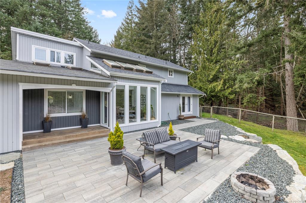 Fifth View of 2191 Florence Dr, Nanoose Bay, BC, V9P 9E9