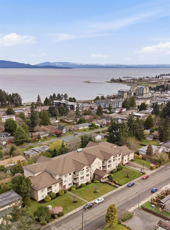 Third View of 335 Hirst Ave W, Ashleigh Manor, Parksville, BC, V9P 2R5