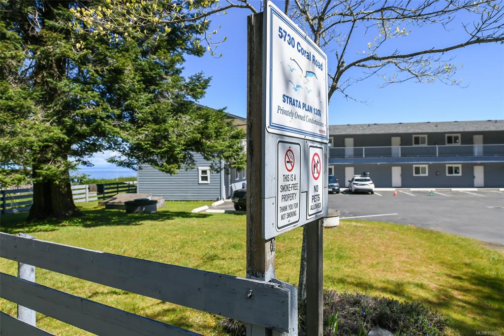 Third View of 5730 Coral Rd, Courtenay, BC, V9J 1W9