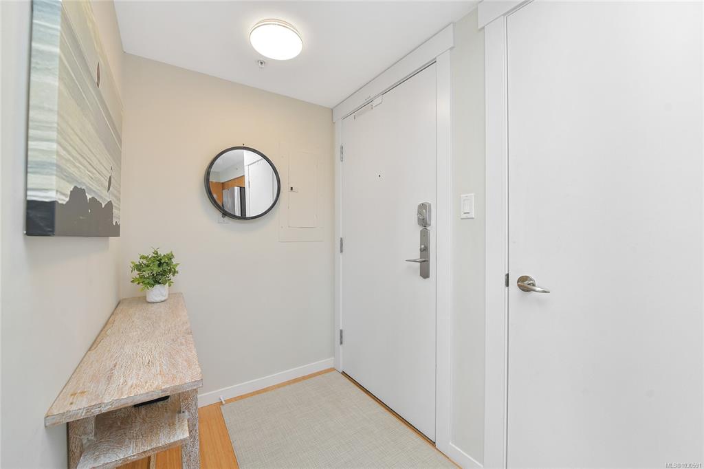 Third View of 751 Fairfield Rd, Astoria, Victoria, BC, V8W 4A4