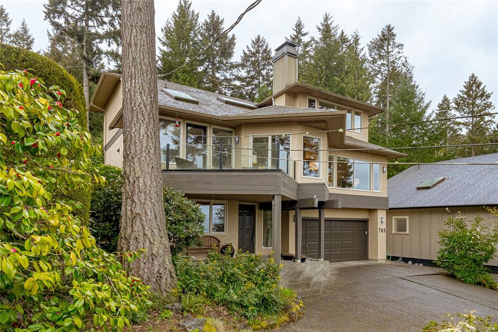 Third View of 765 Sea Dr, Central Saanich, BC, V8M 1B1