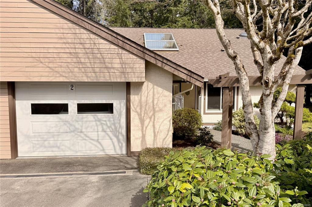 Third View of 885 Berwick Rd S, BERWICK PARK, Qualicum Beach, BC, V9K 1N7